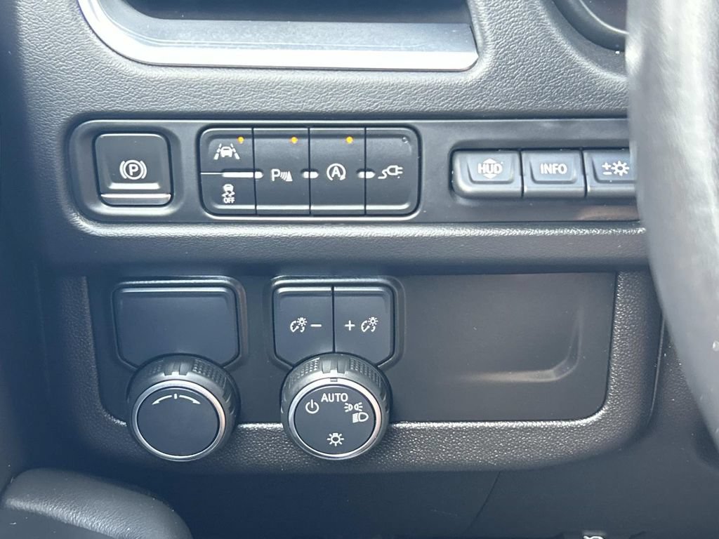 Used 2021 Chevrolet Tahoe High Country RWD image 43