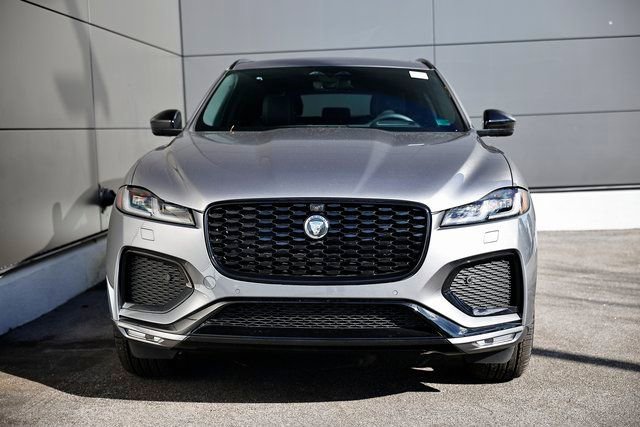 New 2026 Jaguar F-PACE R-Dynamic S image 8