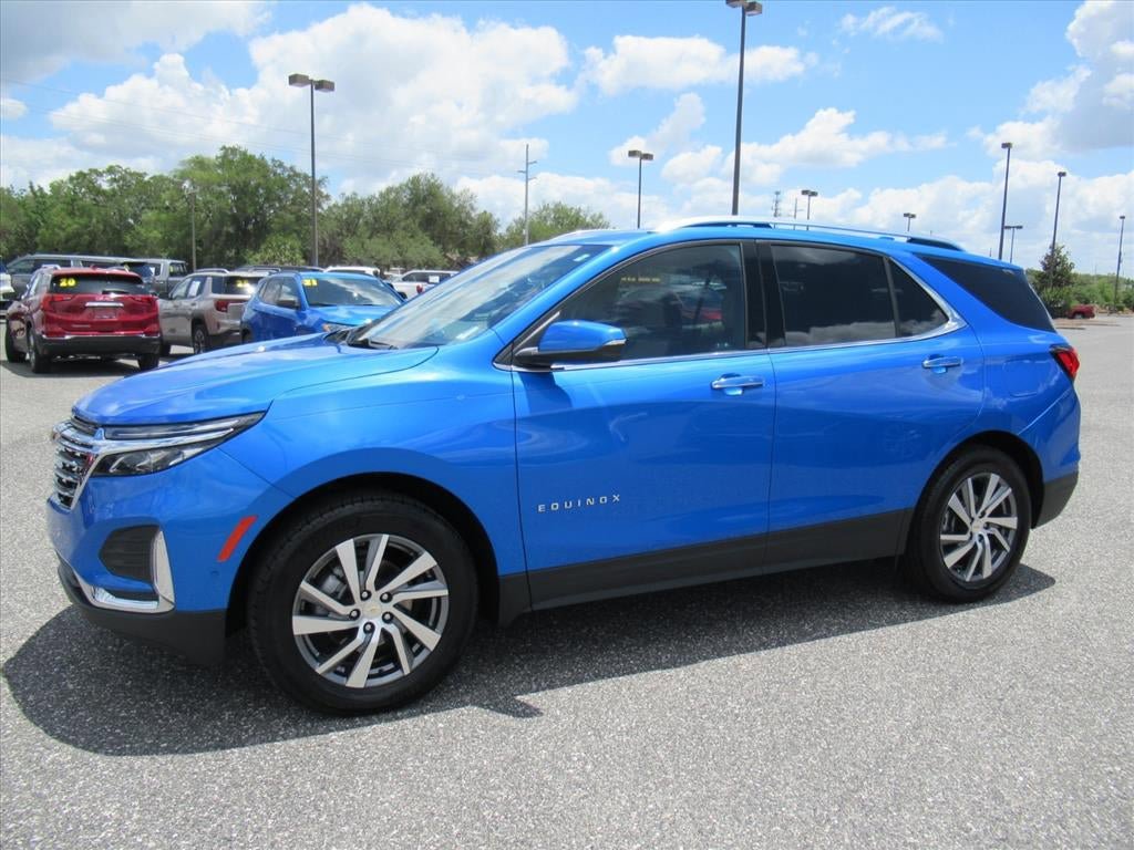 Used 2024 Chevrolet Equinox Premier FWD image 4