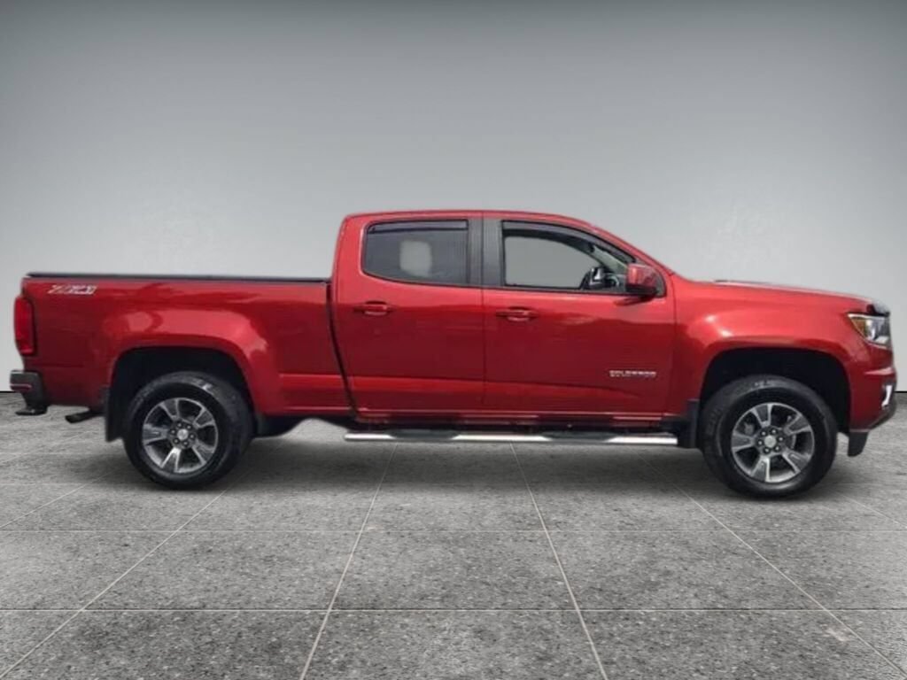 Used 2015 Chevrolet Colorado Z71 AWD/4WD image 2