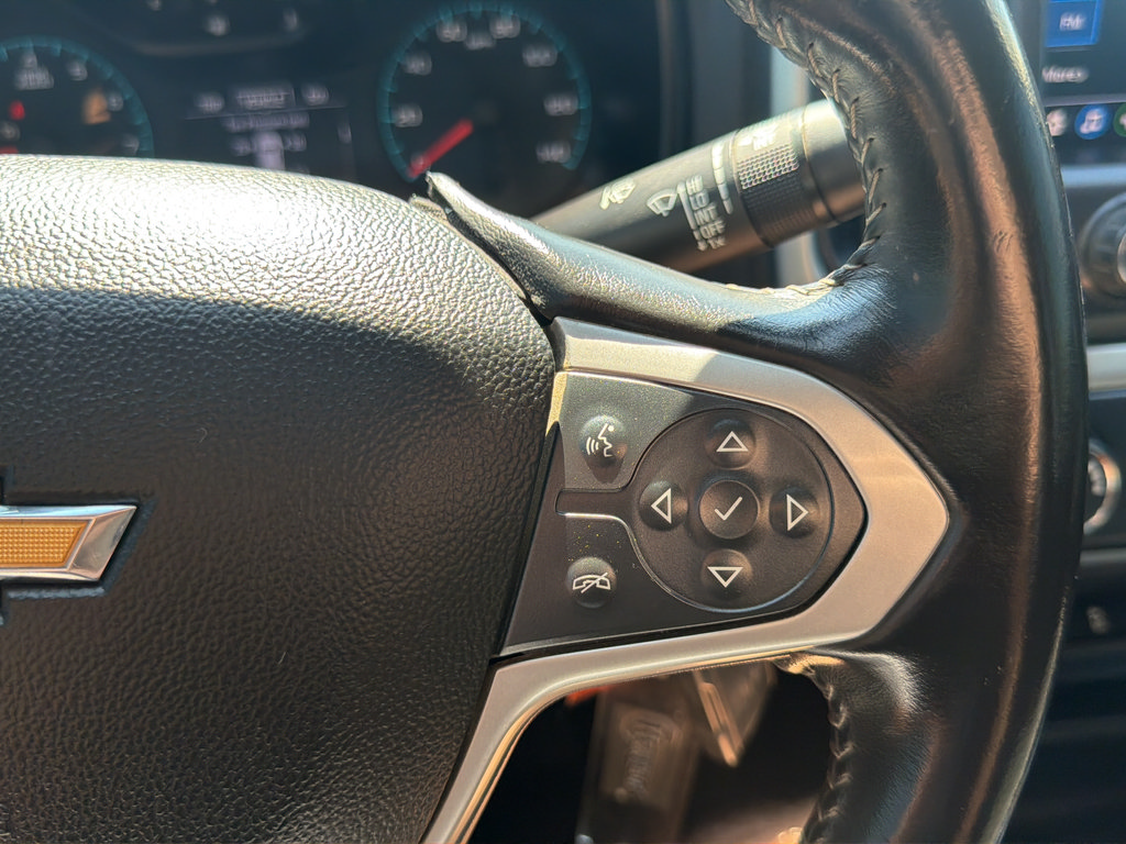 Used 2022 Chevrolet Colorado LT w/ Chrome Appearance Package RWD image 22
