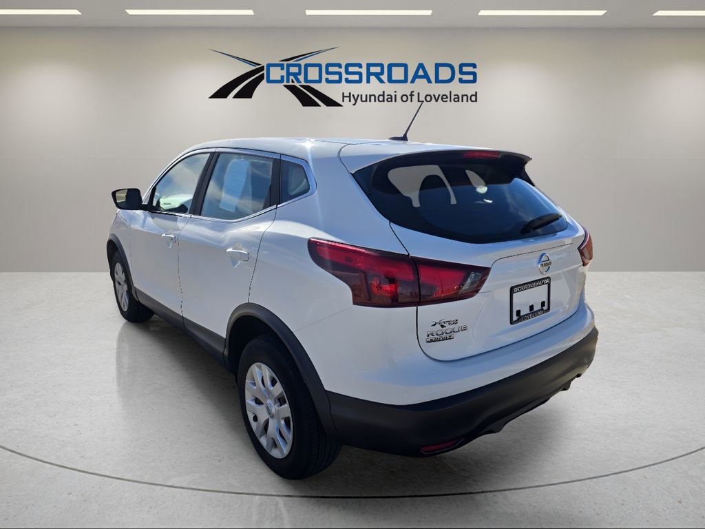 Used 2019 Nissan Rogue Sport S image 3