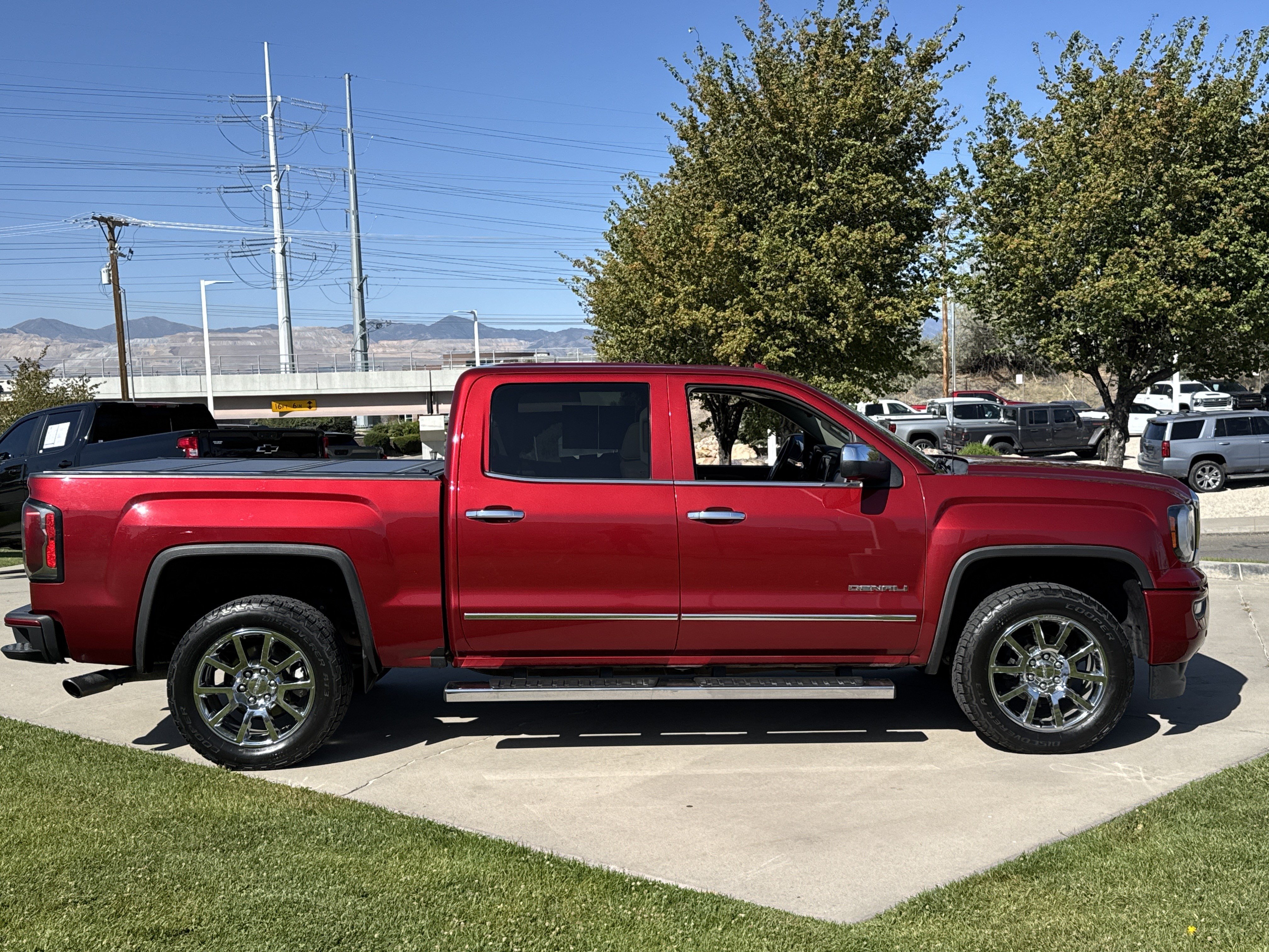 Used 2018 GMC Sierra 1500 Denali AWD/4WD image 11