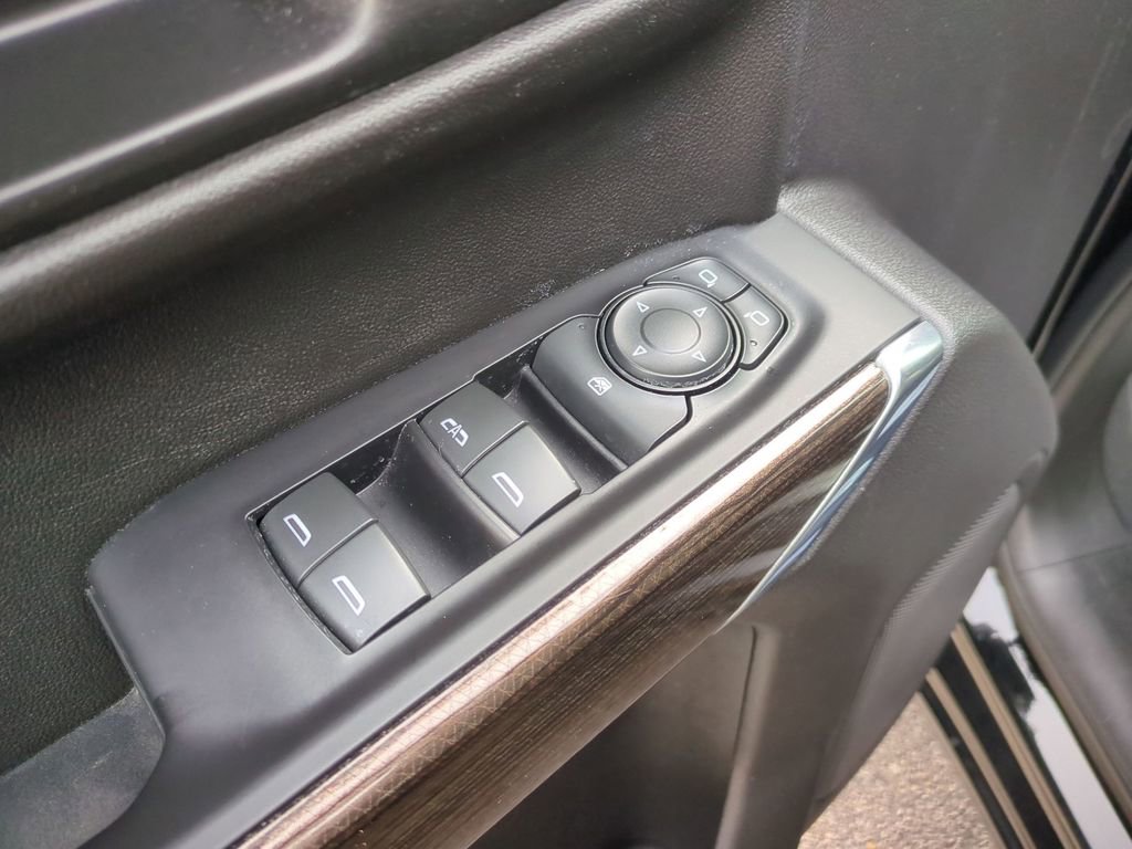 Used 2021 Chevrolet Silverado 1500 RST w/ Bed Protection Package image 15