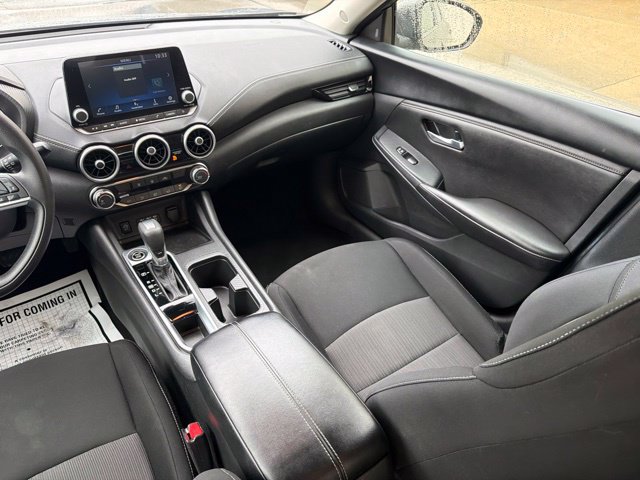 Used 2024 Nissan Sentra SV FWD image 19