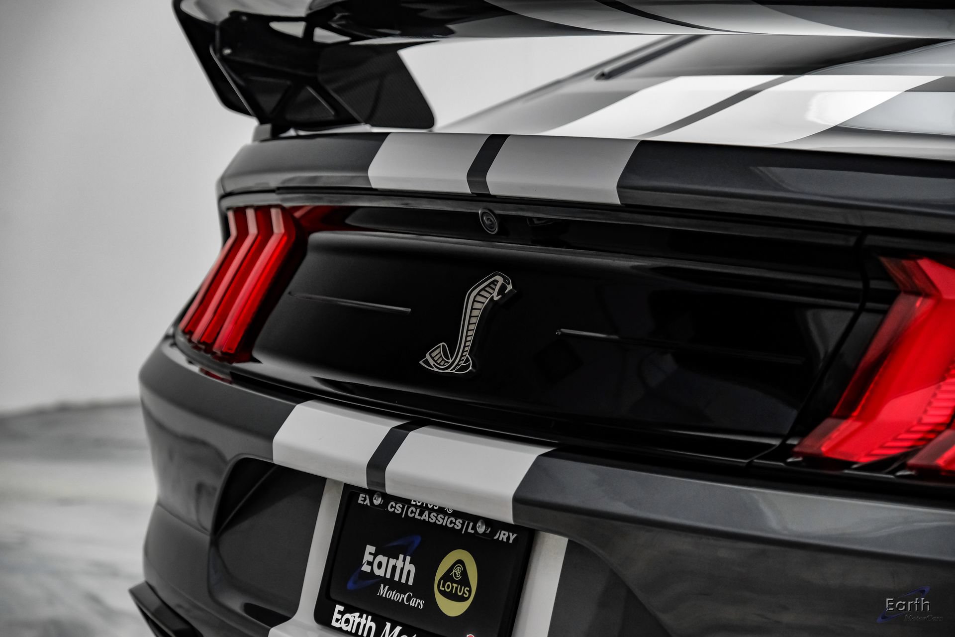 Used 2021 Ford Mustang Shelby GT500 w/ Carbon Fiber Track Pack RWD image 18