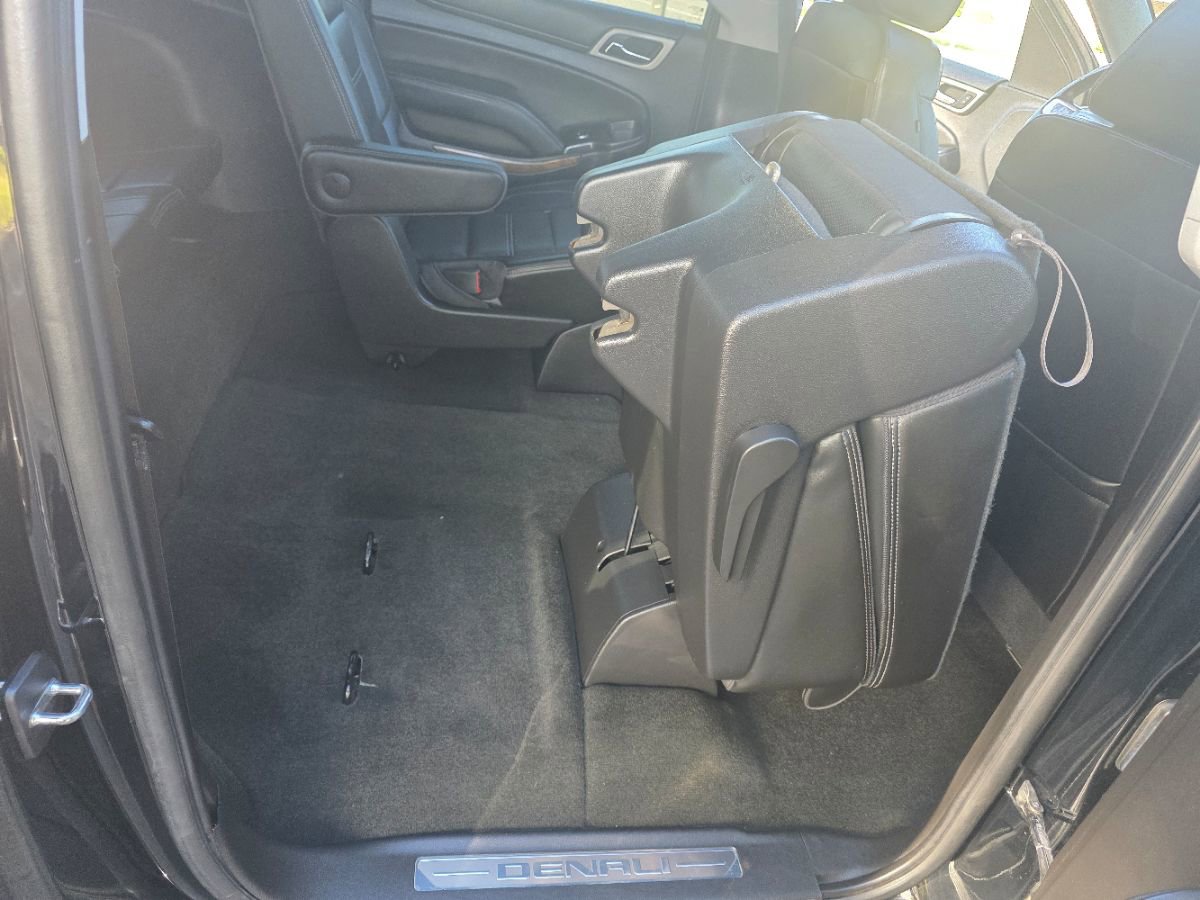 Used 2018 GMC Yukon XL Denali image 26