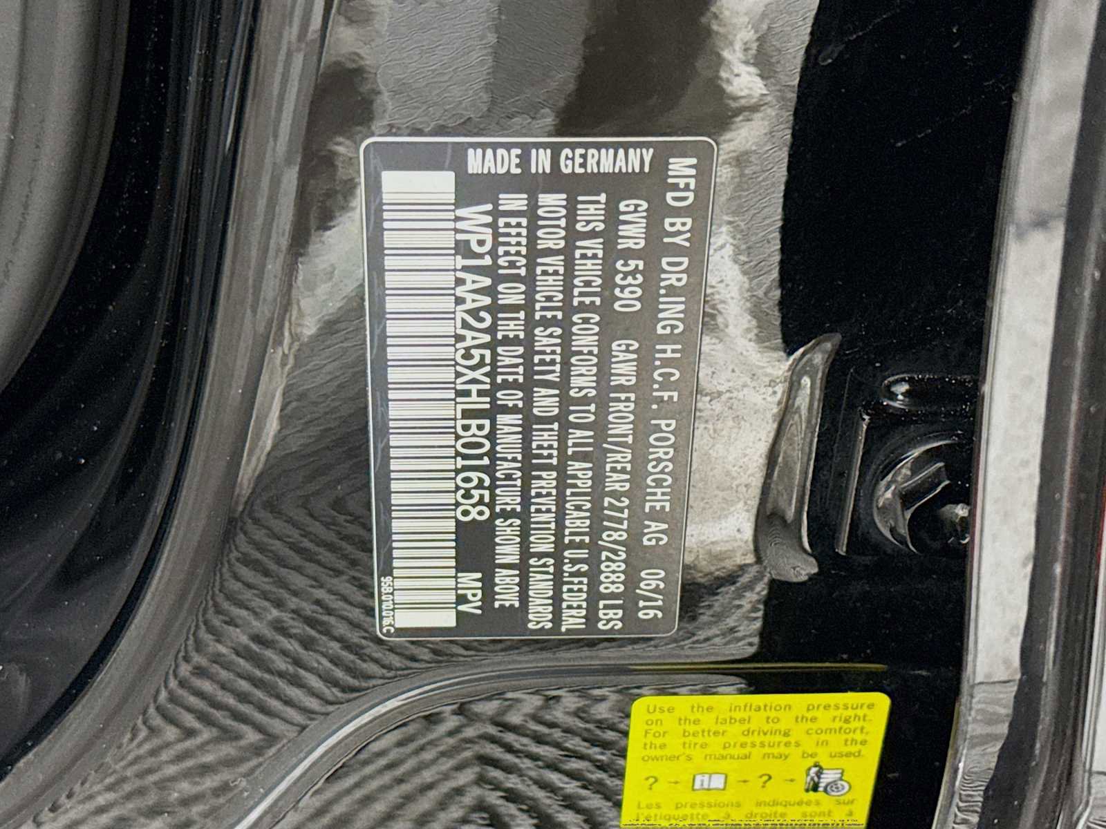 Used 2017 Porsche Macan image 29