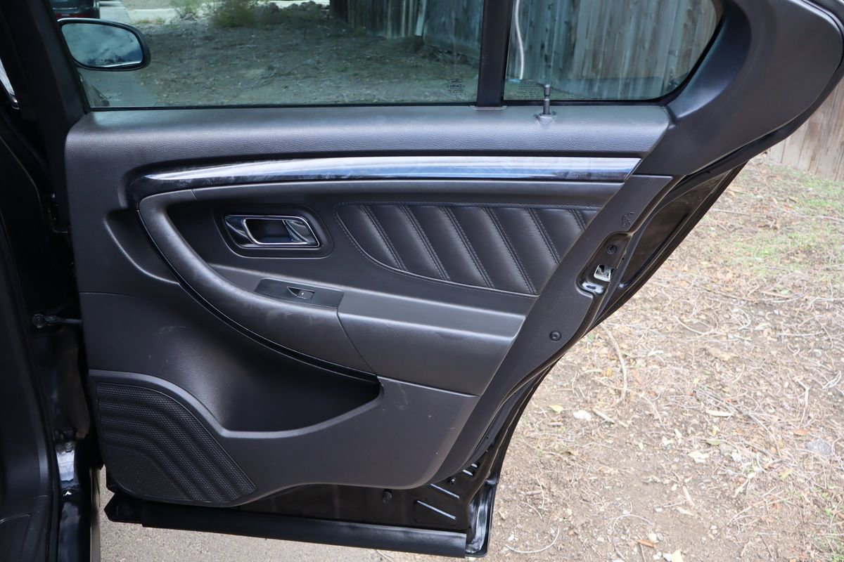 Used 2010 Ford Taurus Limited image 25