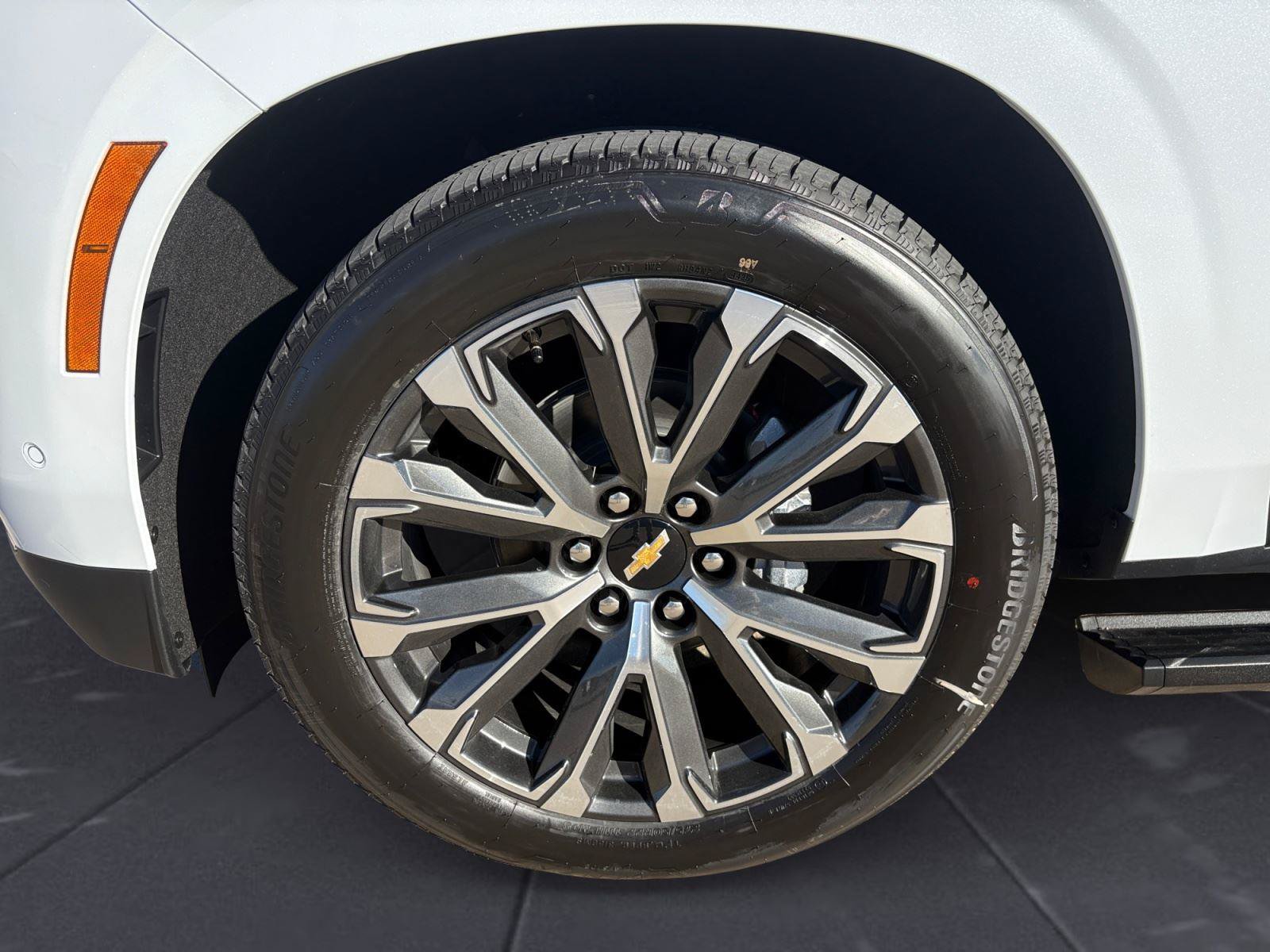 New 2026 Chevrolet Tahoe High Country AWD/4WD image 16