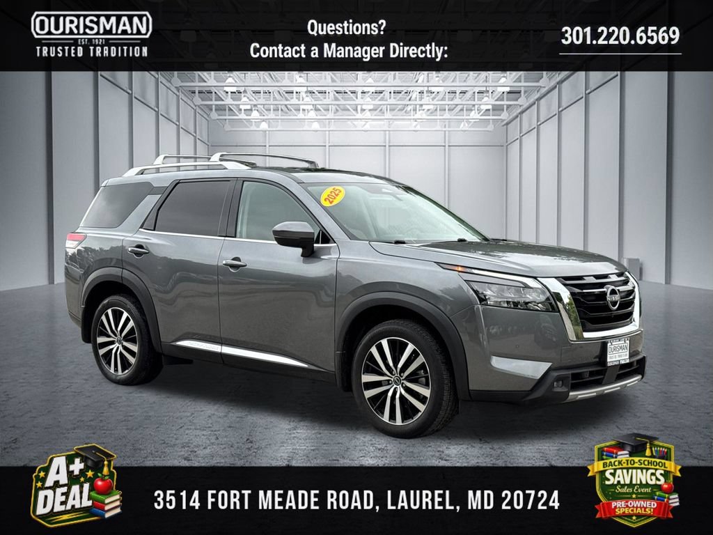 Used 2025 Nissan Pathfinder Platinum w/ Cargo Package