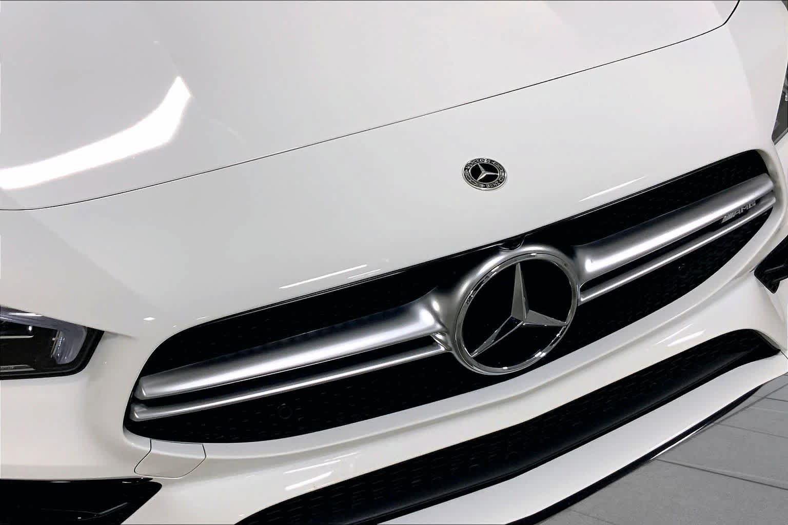 Used 2023 Mercedes-Benz CLA 35 AMG 4MATIC image 32