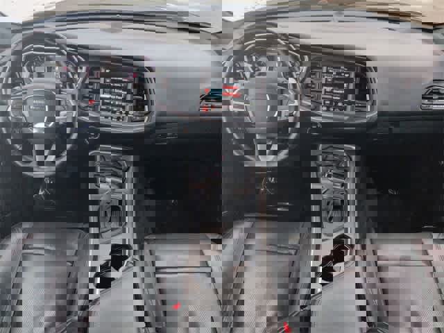 Used 2018 Dodge Challenger GT w/ Driver Convenience Group image 15