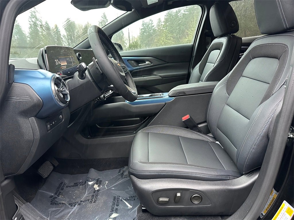 New 2026 Chevrolet Equinox EV LT image 19