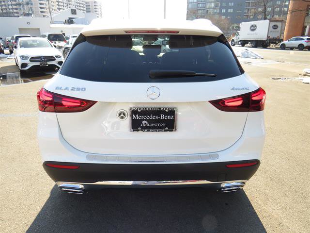 Used 2025 Mercedes-Benz GLA 250 4MATIC image 3