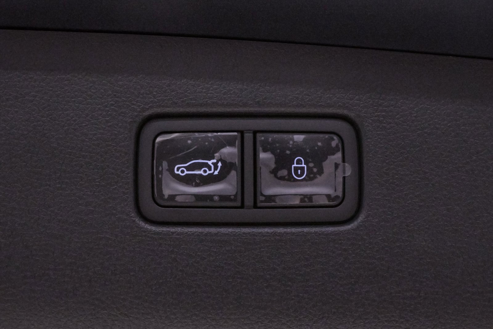 Certified 2025 Genesis GV70 2.5T image 25