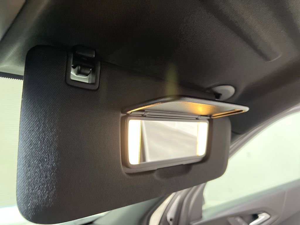 Used 2025 Chevrolet Equinox LT image 57