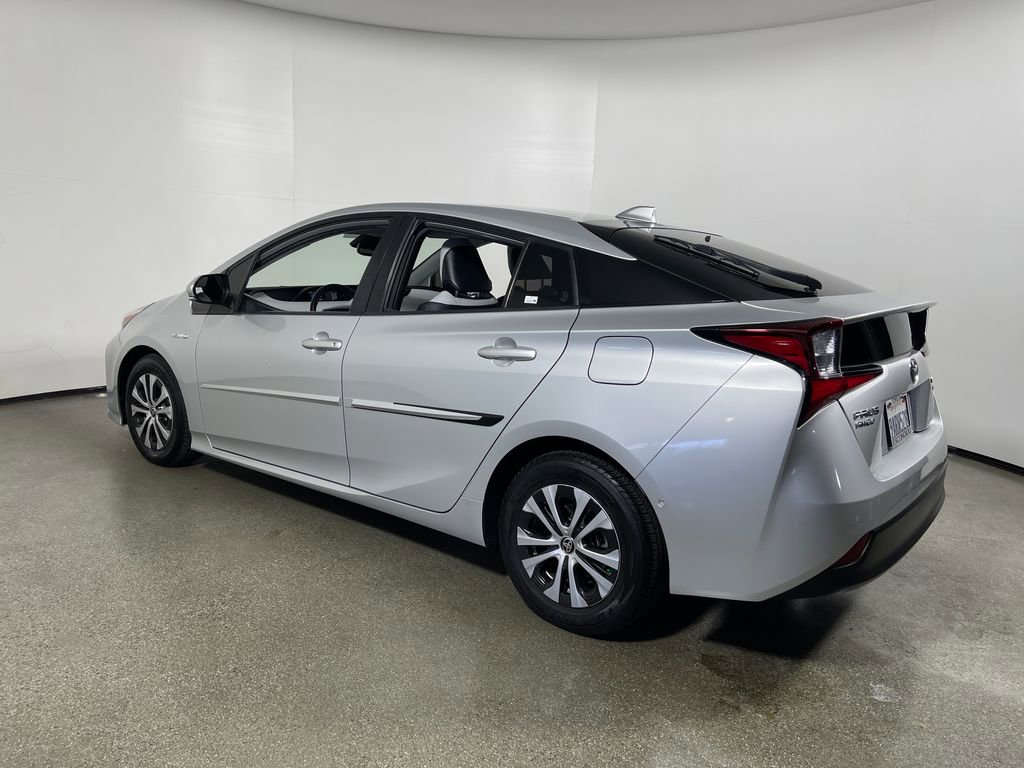 Certified 2021 Toyota Prius XLE w/ Carpet Mat Package (TMS) AWD/4WD image 5