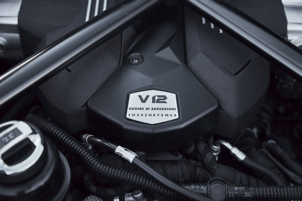 Used 2018 Lamborghini Aventador S AWD/4WD image 31