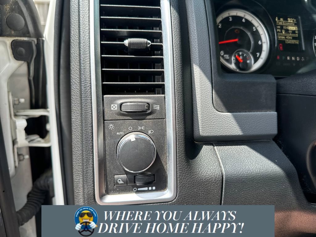 Used 2016 RAM 2500 SLT AWD/4WD image 19
