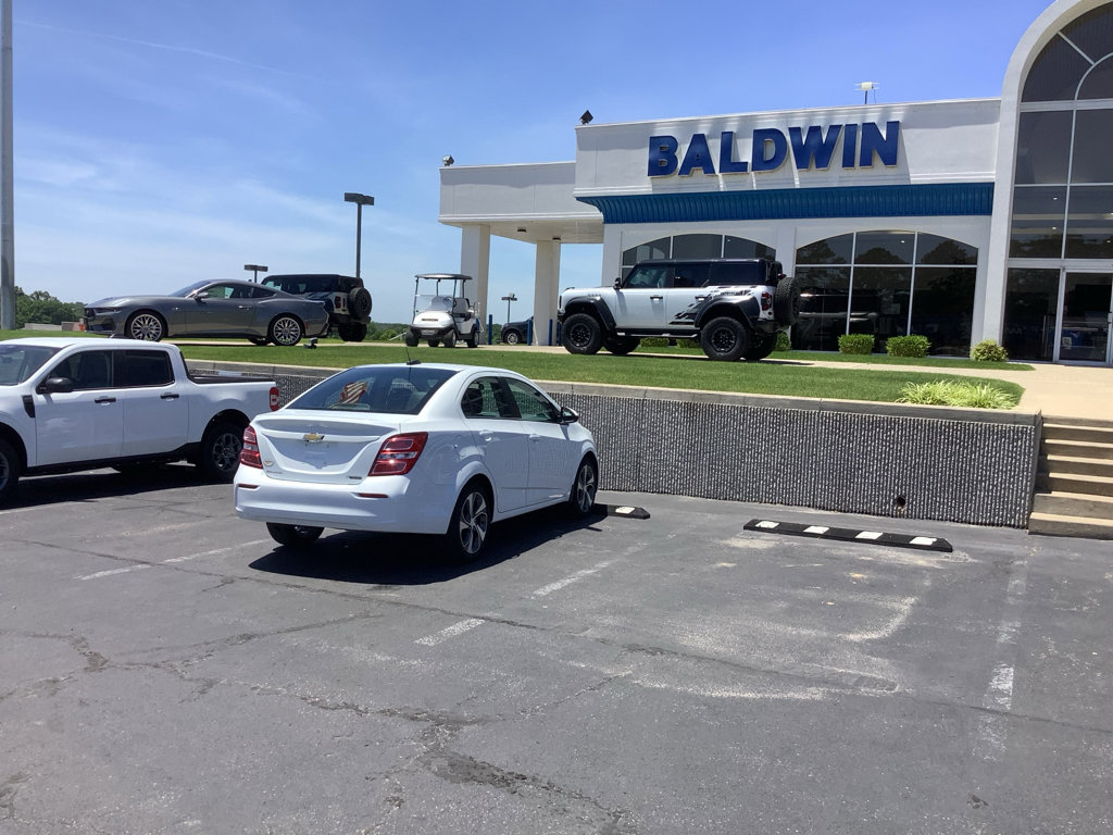 Used 2020 Chevrolet Sonic Premier FWD image 7