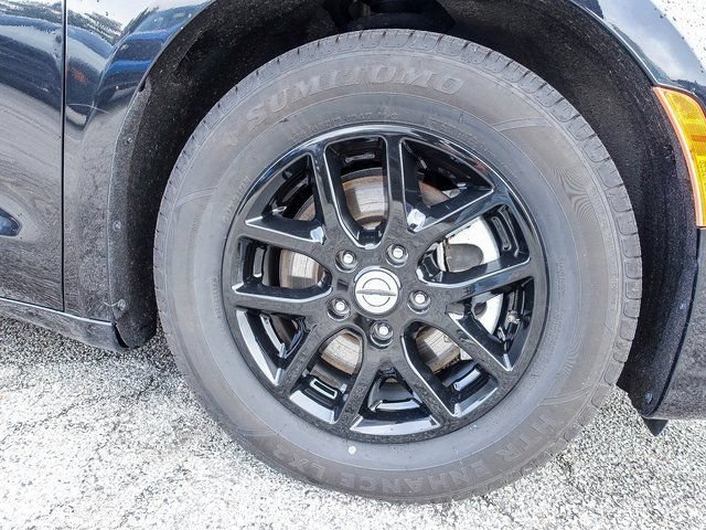 Used 2023 Chrysler Pacifica Touring-L FWD image 17
