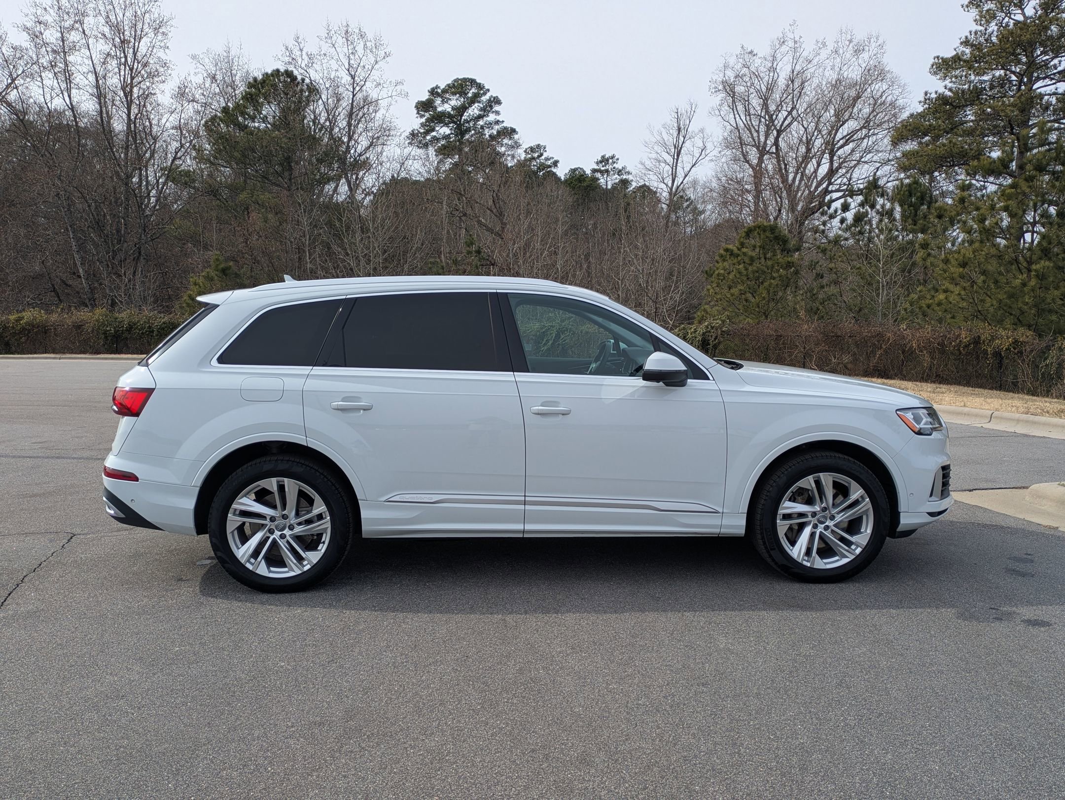Used 2020 Audi Q7 3.0T Premium Plus image 4