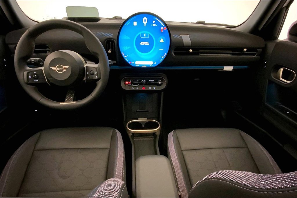 Certified 2026 MINI Cooper 4-Door Hardtop FWD image 16