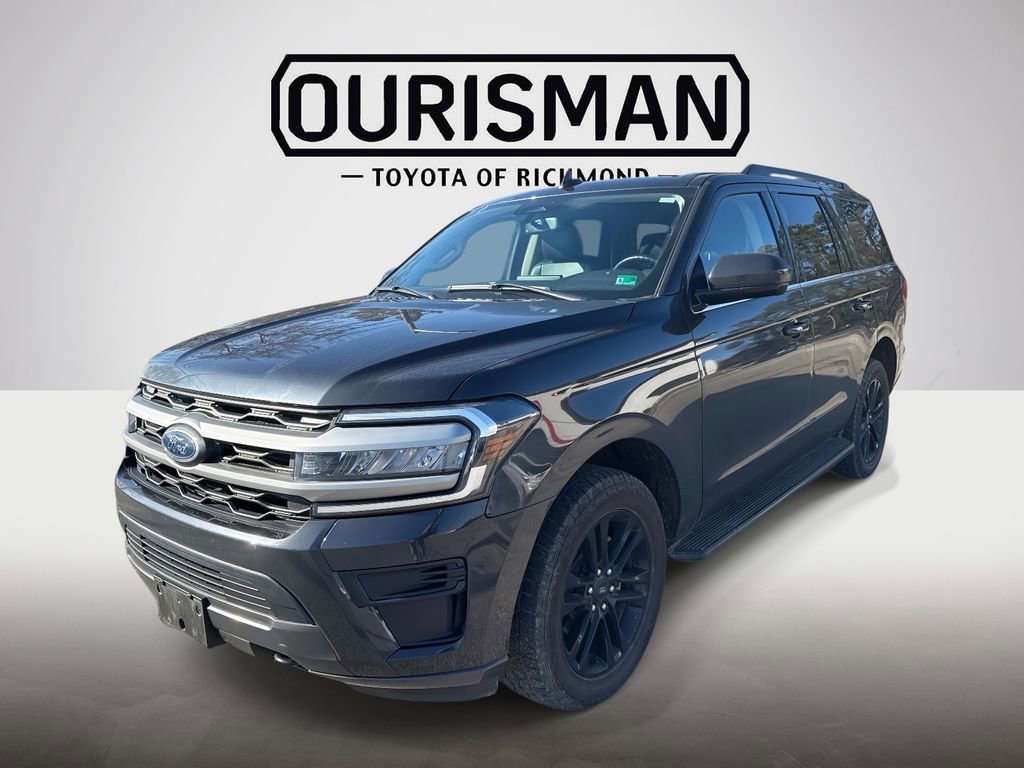 Used 2024 Ford Expedition XLT image 3