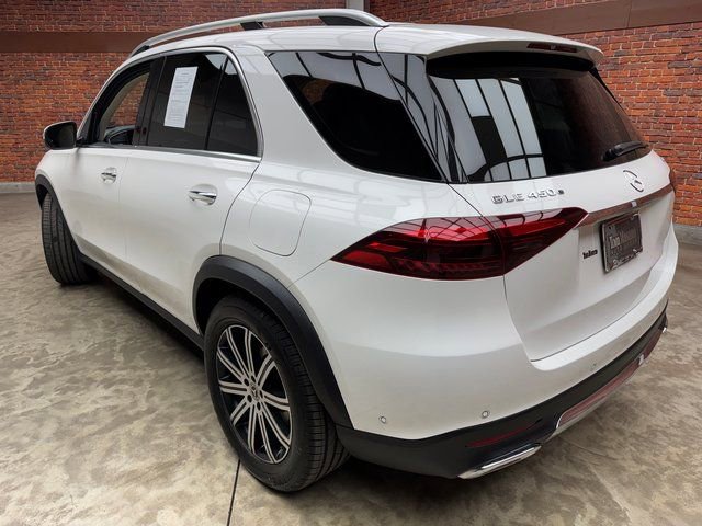 Certified 2025 Mercedes-Benz GLE 450e 4MATIC image 2