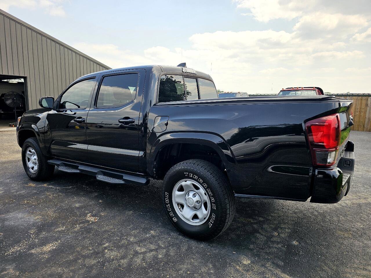 Used 2021 Toyota Tacoma SR image 6