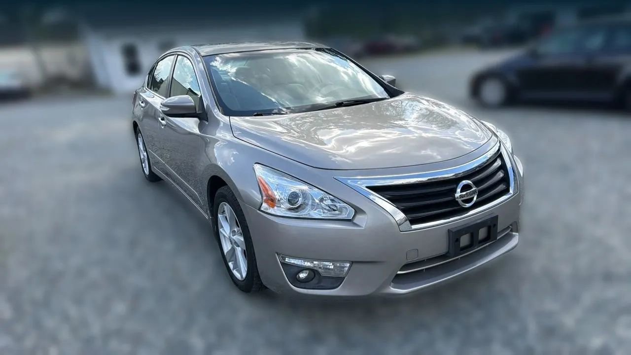 Used 2013 Nissan Altima 2.5 SV w/ 2.5SV Convenience Pkg FWD image 16