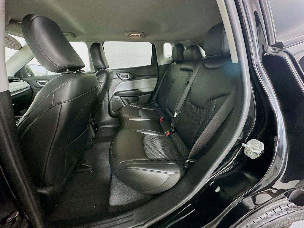 Used 2022 Jeep Compass Latitude w/ Convenience Group image 34