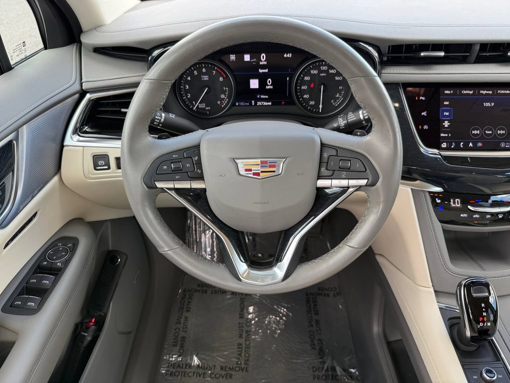 Used 2025 Cadillac XT6 Premium Luxury w/ Technology Package AWD/4WD image 14