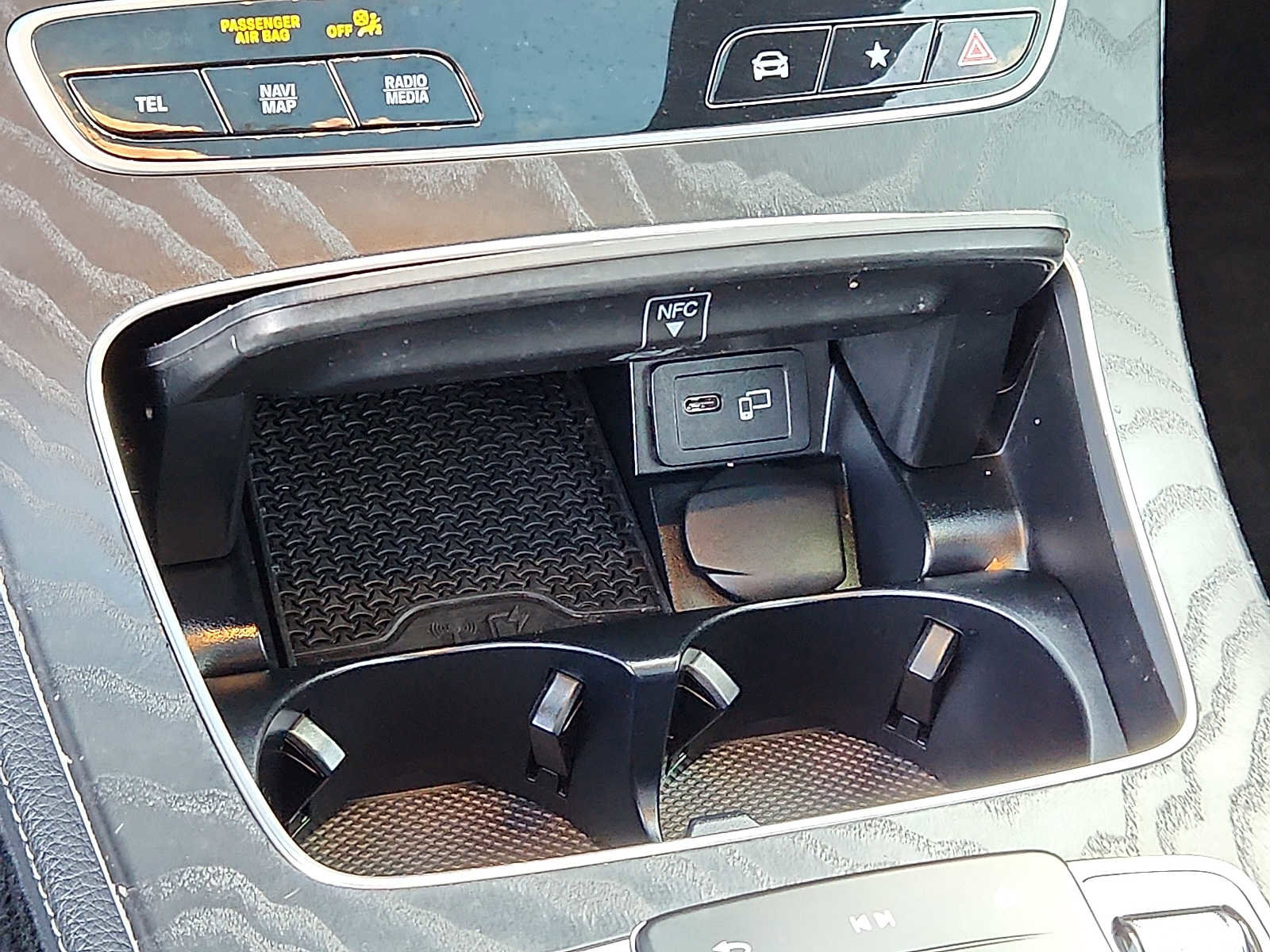 Used 2022 Mercedes-Benz E 450 Coupe image 25