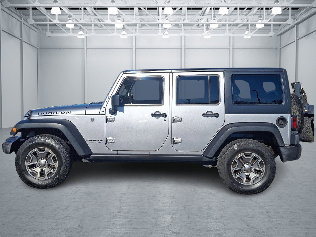 Used 2018 Jeep Wrangler Unlimited Rubicon w/ Cold Weather Group image 2