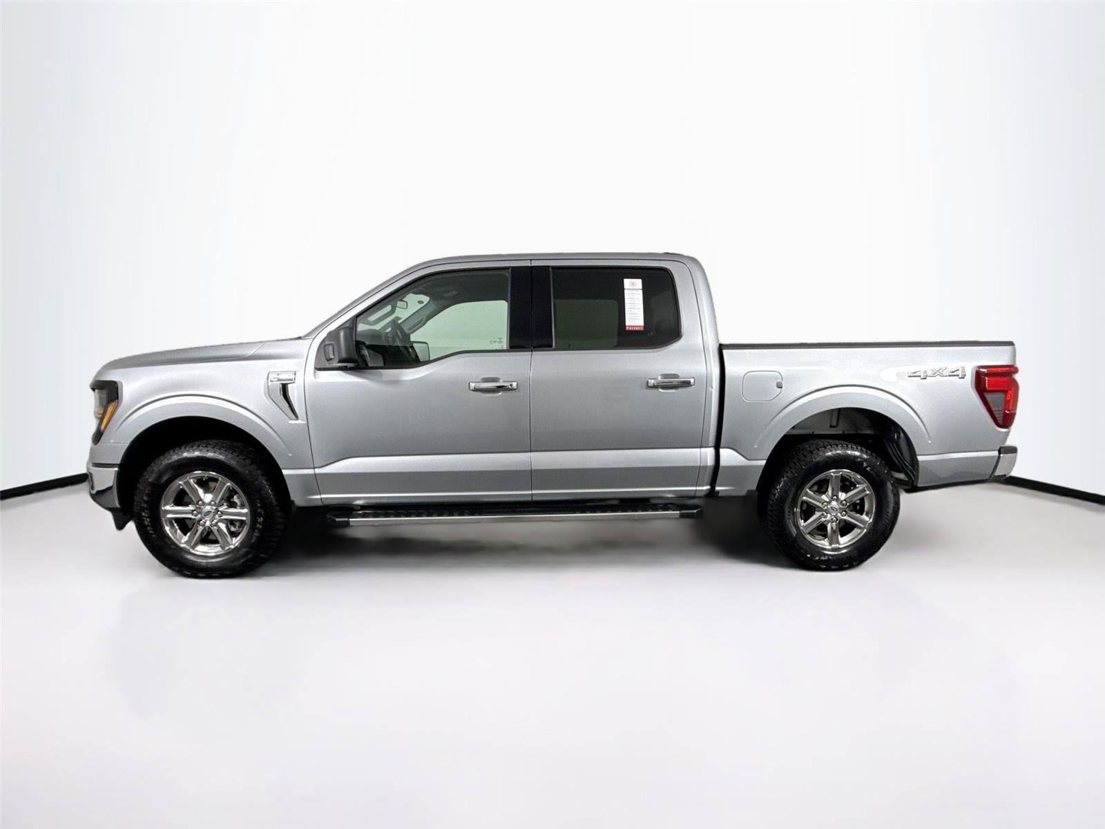 Used 2025 Ford F150 XLT w/ Equipment Group 301A Standard AWD/4WD image 12