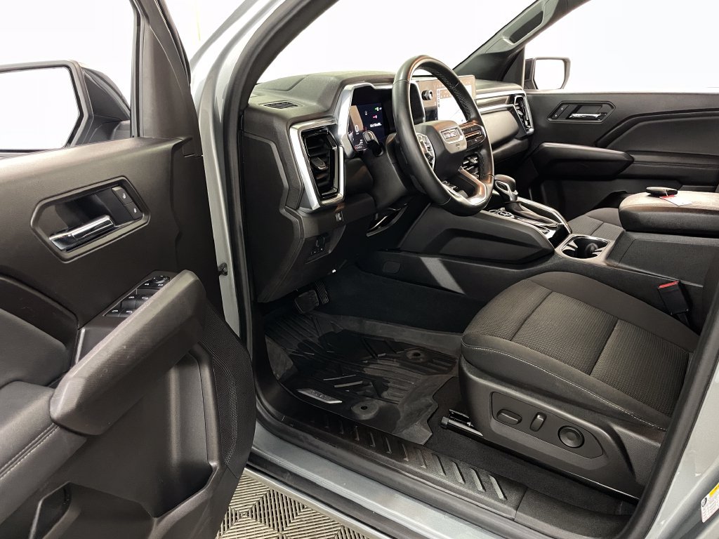 Certified 2025 GMC Canyon Elevation w/ Convenience Package AWD/4WD image 23