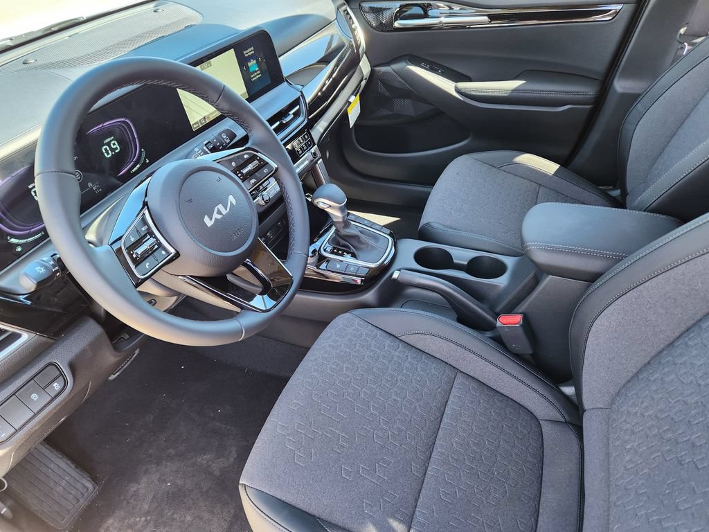 New 2026 Kia Seltos S AWD/4WD image 7