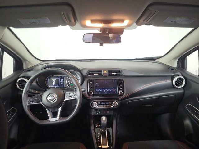 Used 2024 Nissan Versa SR image 9