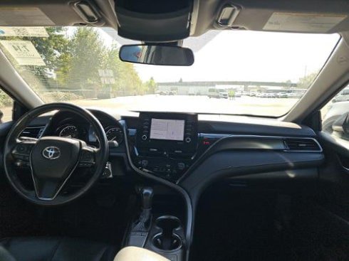 Used 2024 Toyota Camry SE w/ Cold Weather Package FWD image 7