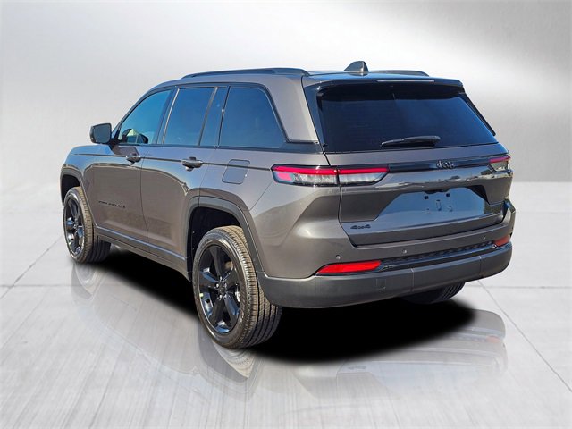 New 2025 Jeep Grand Cherokee Altitude image 34