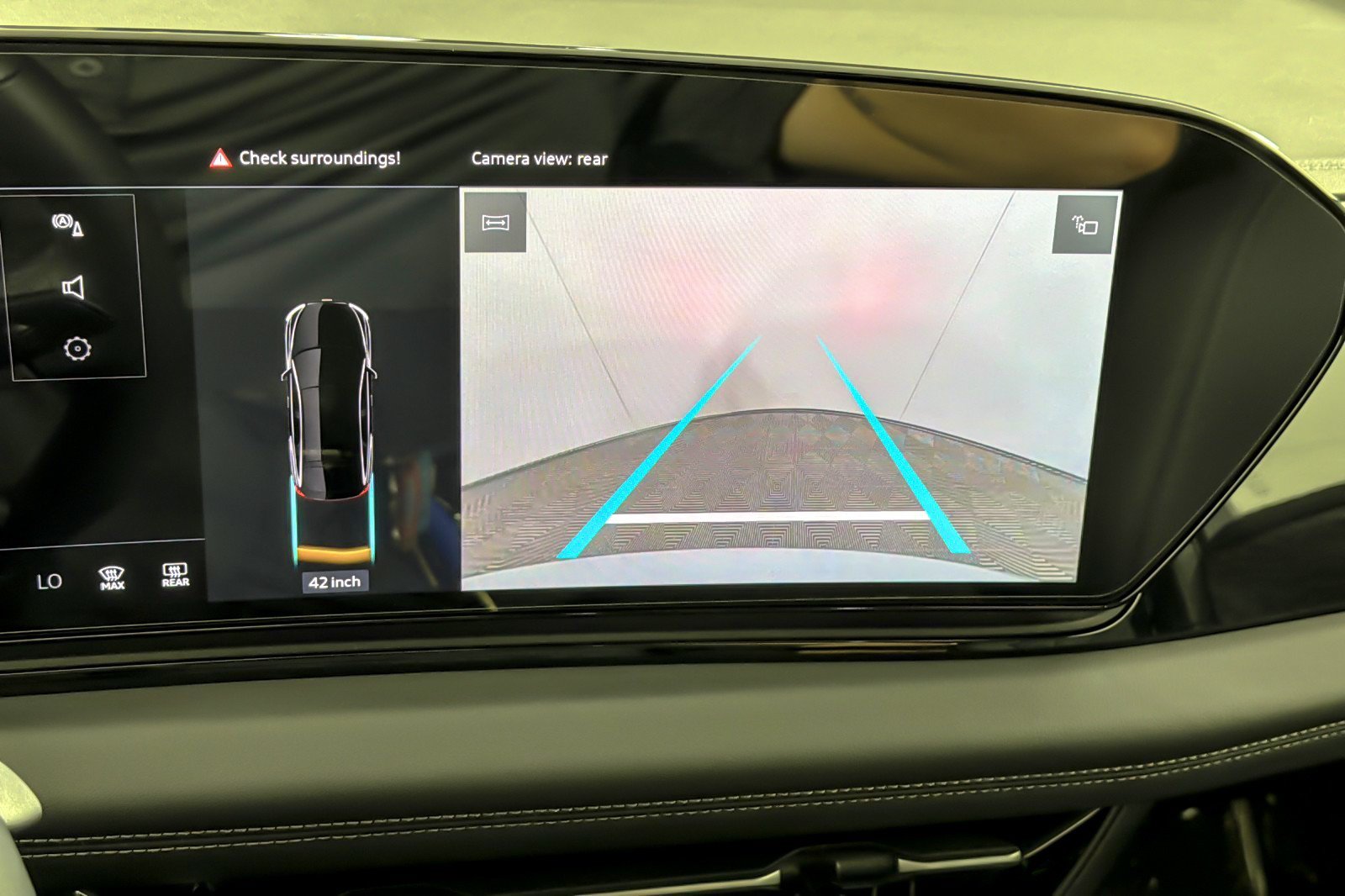 Used 2025 Audi A6 e-tron Premium RWD image 18