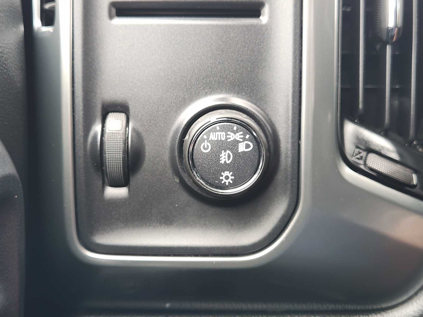 Used 2017 Chevrolet Silverado 1500 LT w/ Texas Edition RWD image 22
