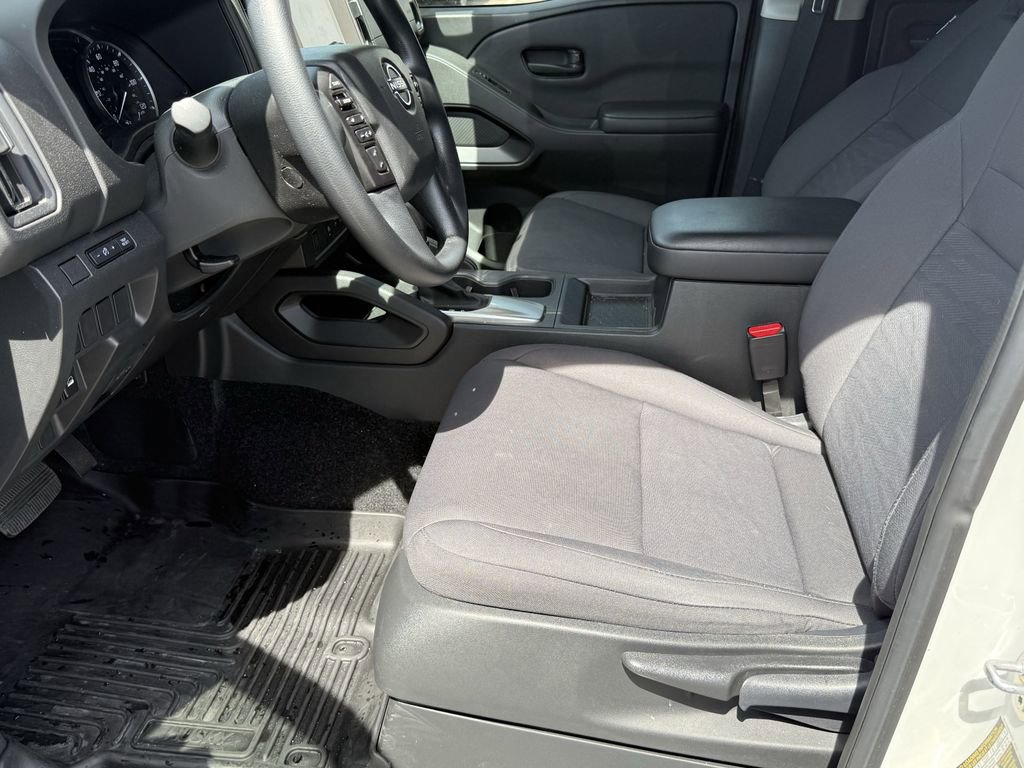 Used 2025 Nissan Frontier S image 12
