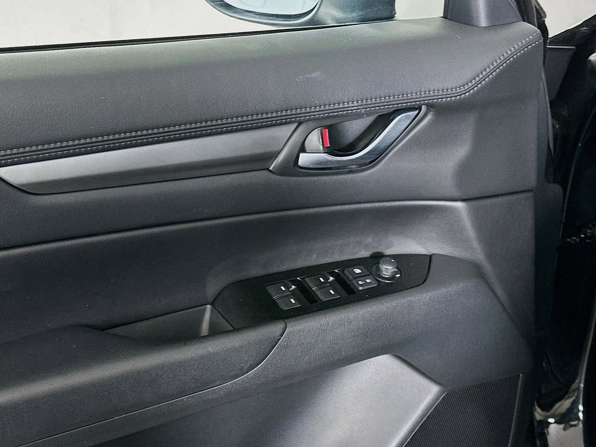 Used 2024 MAZDA CX-5 AWD 2.5 S w/ Select Package image 15