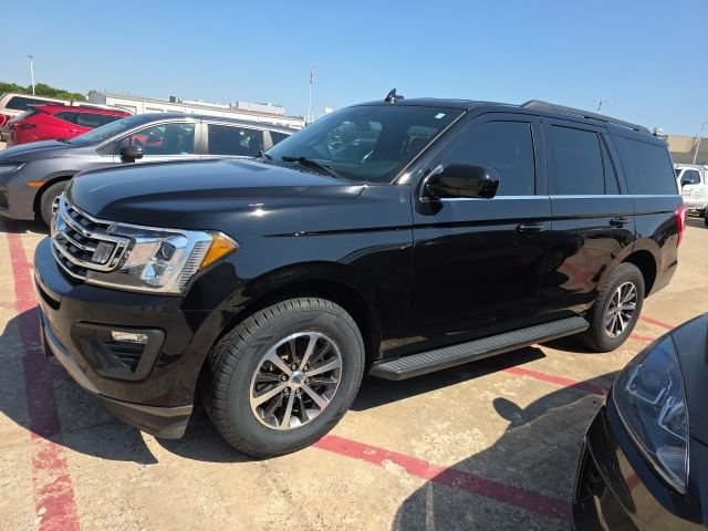 Used 2021 Ford Expedition XLT AWD/4WD image 2