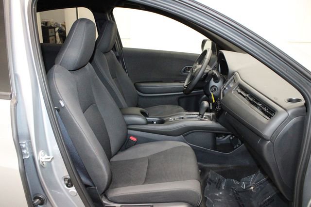 Used 2022 Honda HR-V Sport image 14