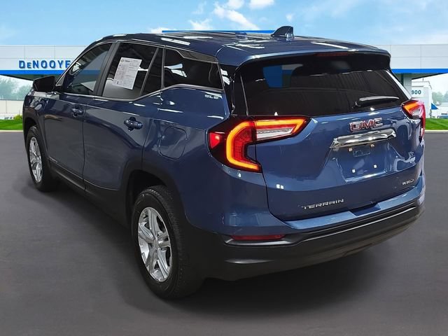 Used 2024 GMC Terrain SLE AWD/4WD image 10