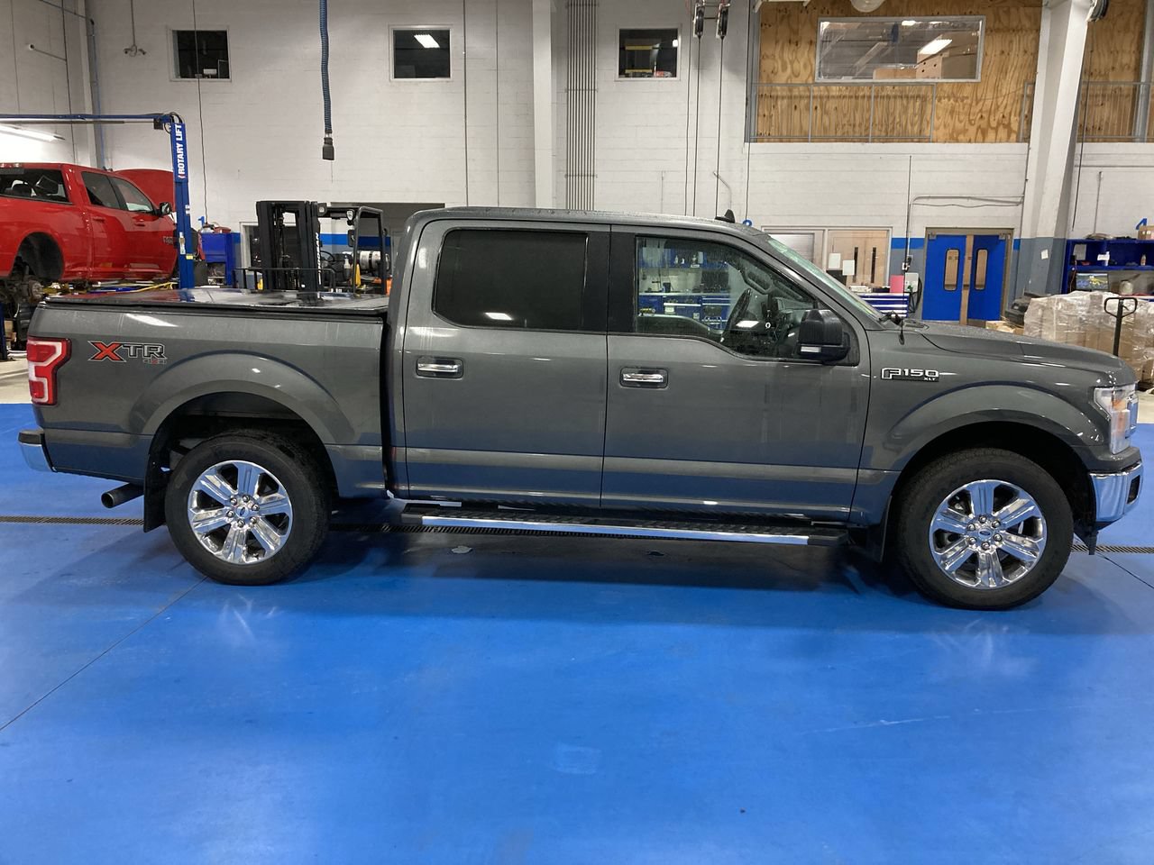 Used 2020 Ford F150 XLT w/ Equipment Group 302A Luxury AWD/4WD image 8
